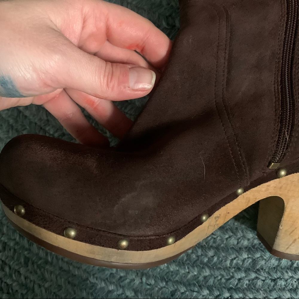 UGG brown suede boots 8 - Picture 3 of 9